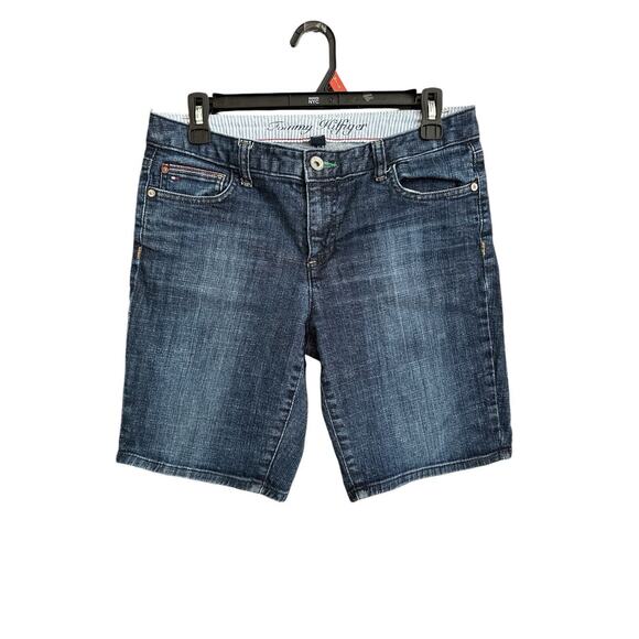 Tommy Hilfiger Size 6 Denim Shorts Modest Flat Front - Picture 1 of 8